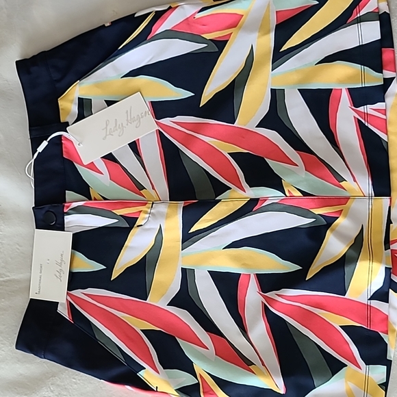 Lady Hagen golf skort size 2 NWT Multi color - Picture 1 of 8